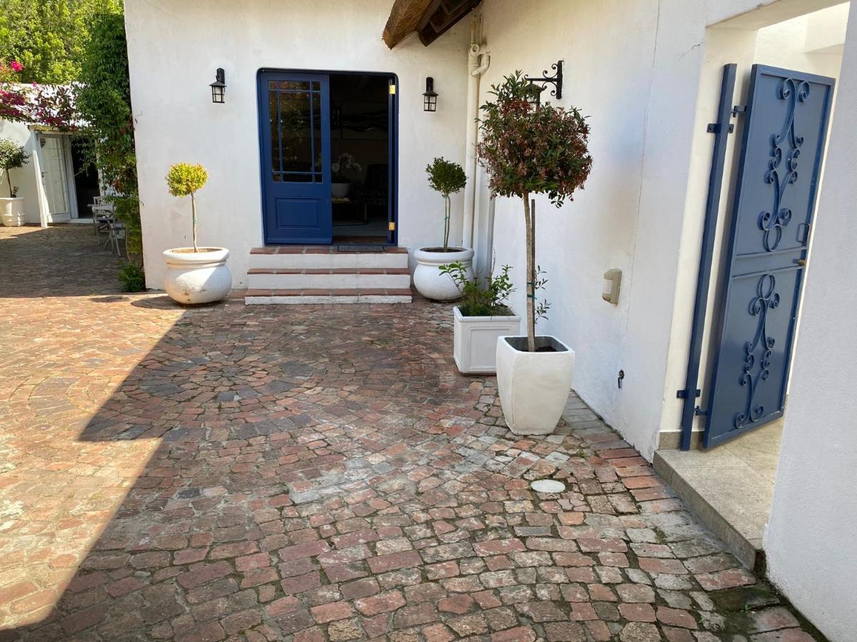 Mirabelle Guesthouse Franschhoek Bagian luar foto